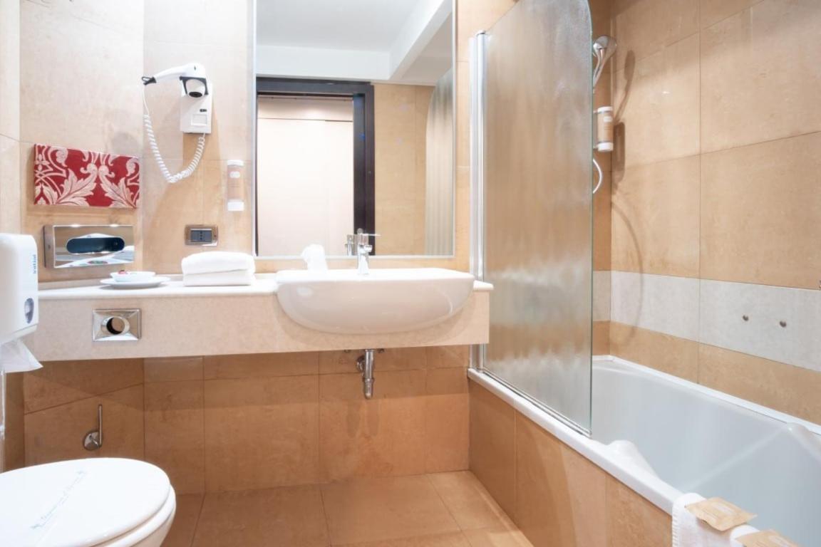 Hotel Imperatori Roma Ngoại thất bức ảnh